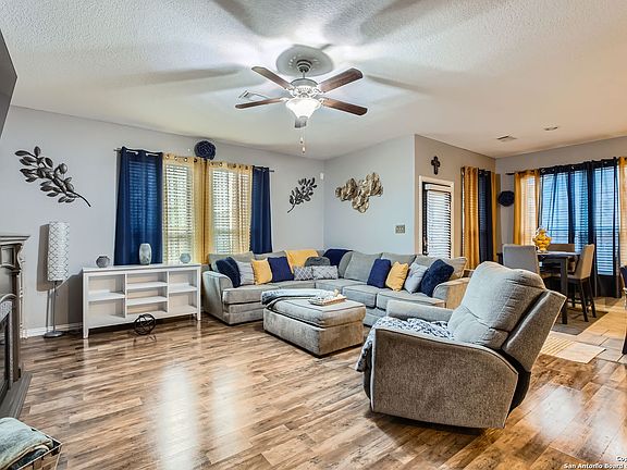 5th image of 561 Saddlehorn Way