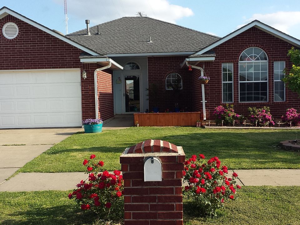 1st image of 2820 SE 96th St