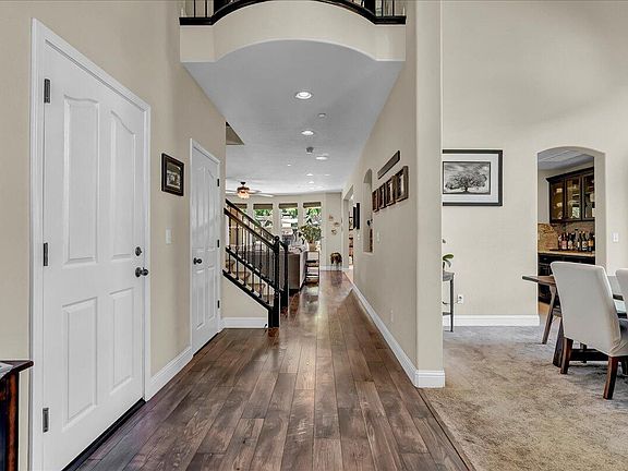 4th image of 1333 N Minden Court