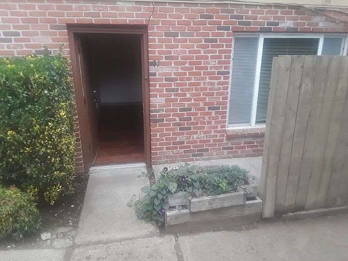 2nd image of 3624 SE 40th Ave APT 14