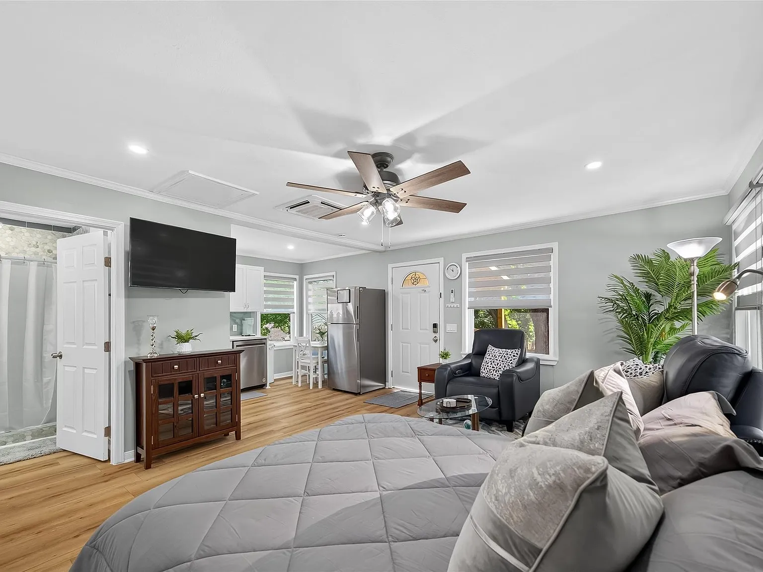 1 bed, 1.0 bath, 400 sqft, $1,500 — Photo 3