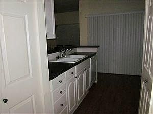 5th image of 801 Rainier Ave N Unit D117