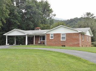 1997 Old Wolf Creek Rd, Narrows, VA 24124