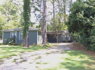 3305 Woody Way, Tallahassee, FL 32309