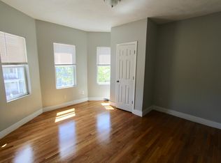 139 E Cottage St #1T, Boston, MA 02125