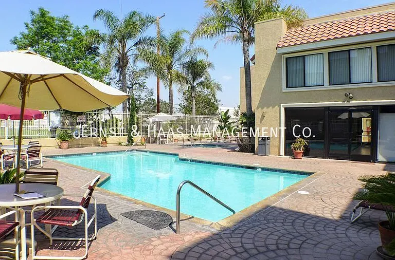 550 Orange Ave #131 — Photo 3