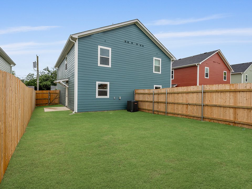 Fenced-in yard and lawn care included!