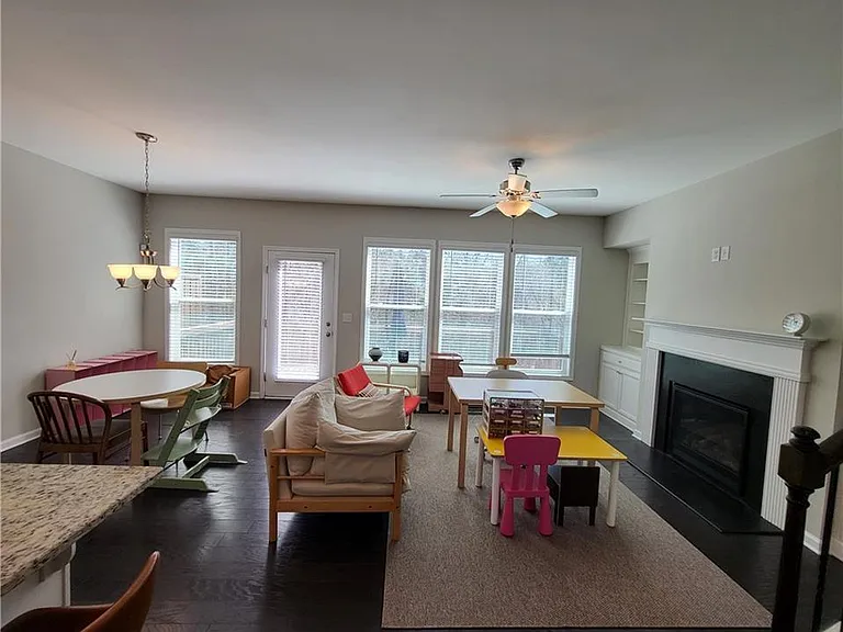 871 Sunset Park Dr — Photo 11