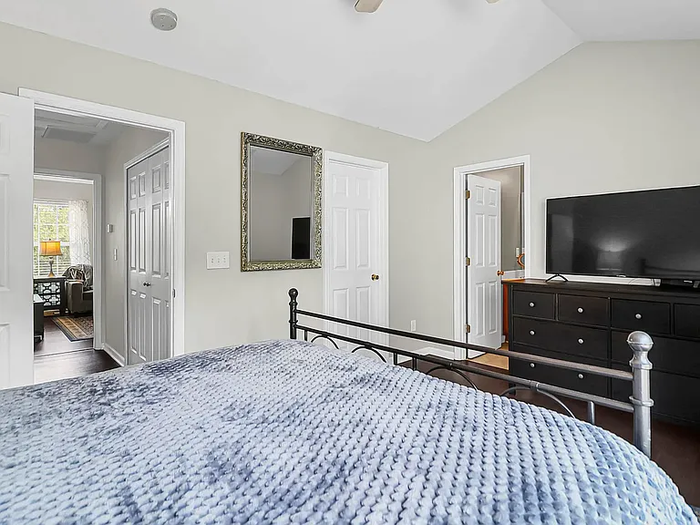 1002 Poplar Grove Pl — Photo 19