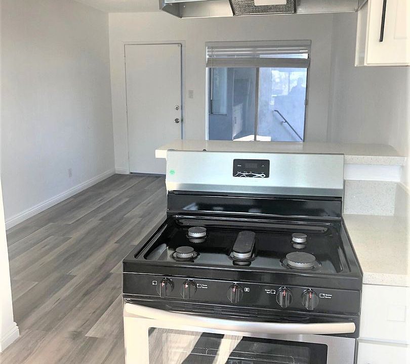 1st image of 12520 Lakewood Blvd #17