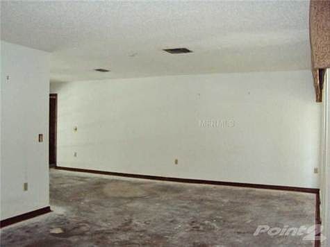 2nd image of 14931 Lake Forest Dr