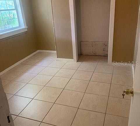 4th image of 3915 Avenue Q NW