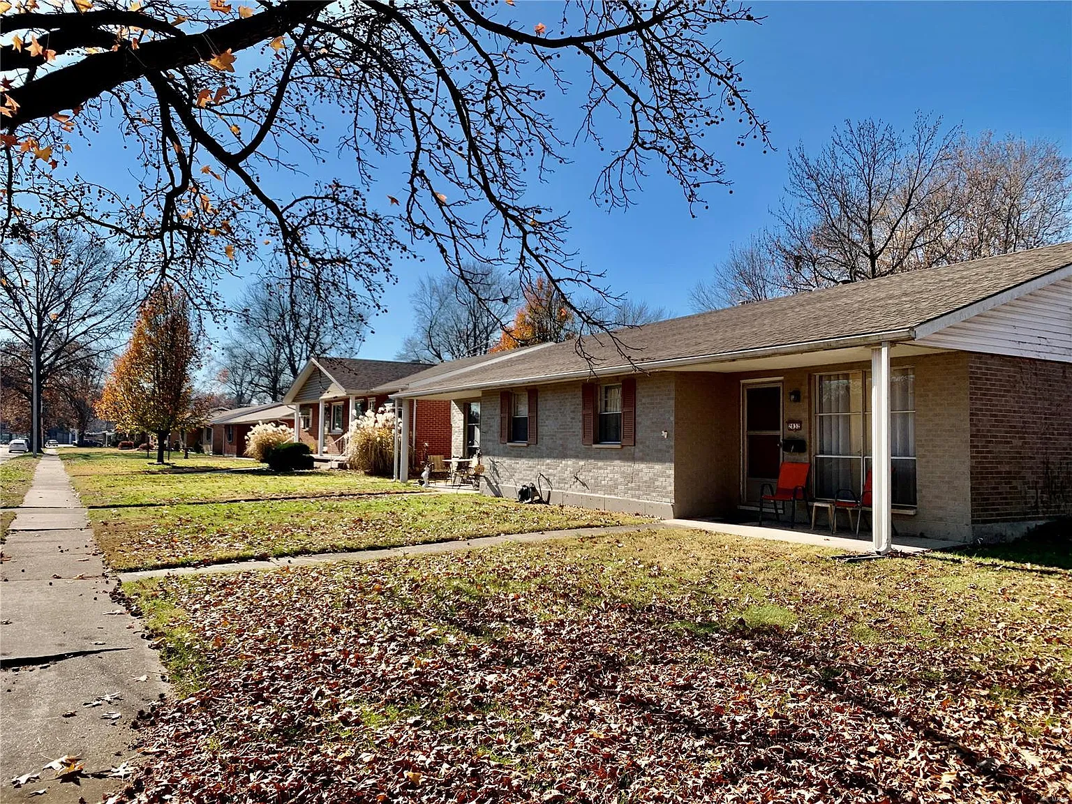 2830 Yale Dr photo 1