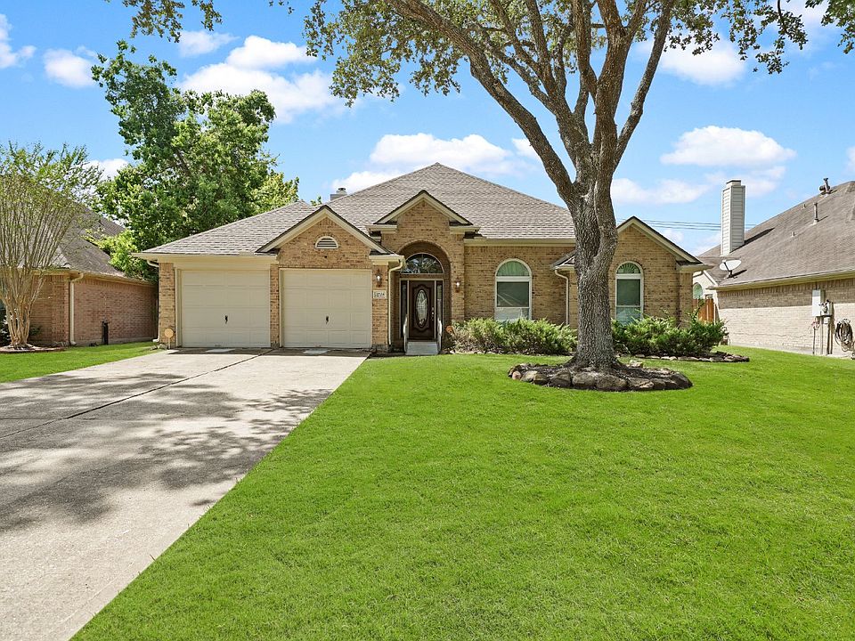 1st image of 3728 Sunset Meadows Dr