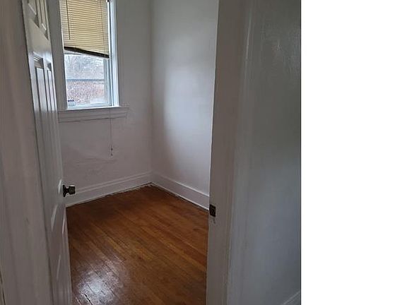 5th image of 4671 Elmbank Ave #2