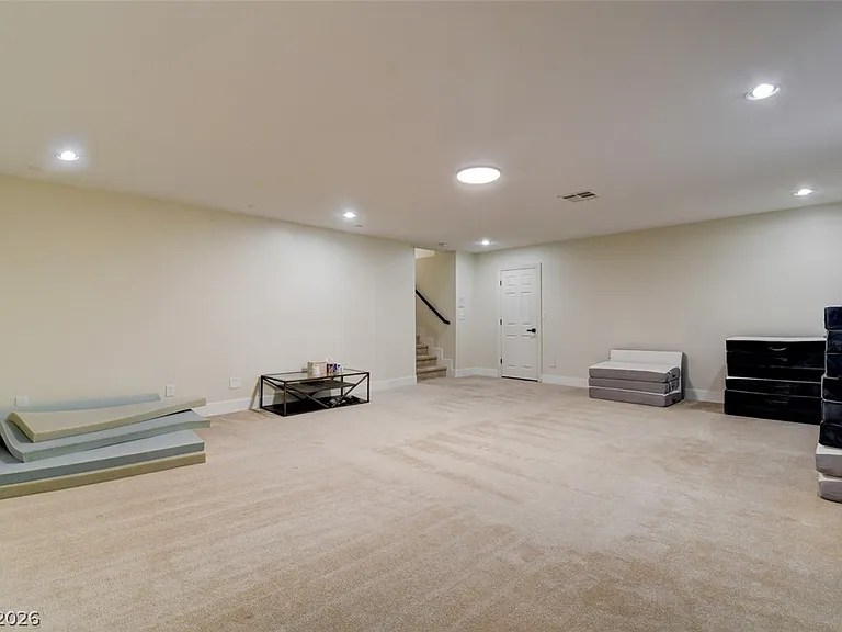 7686 Gossamer Wind St — Photo 22