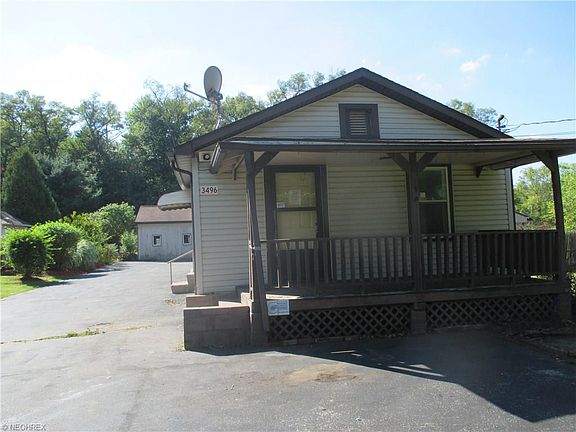 3rd image of 3496 Woodbine Ave