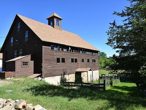 Barn