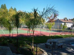 4969 N Backer Ave, Fresno, CA 93726