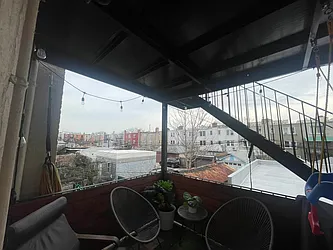 Rented by Metropolis International Realty Inc.