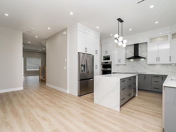 4th image of 13955 60a Ave
