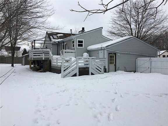 2nd image of 7103 Newport Ct