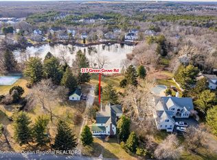 317 Green Grove Rd, Tinton Falls, NJ 07712