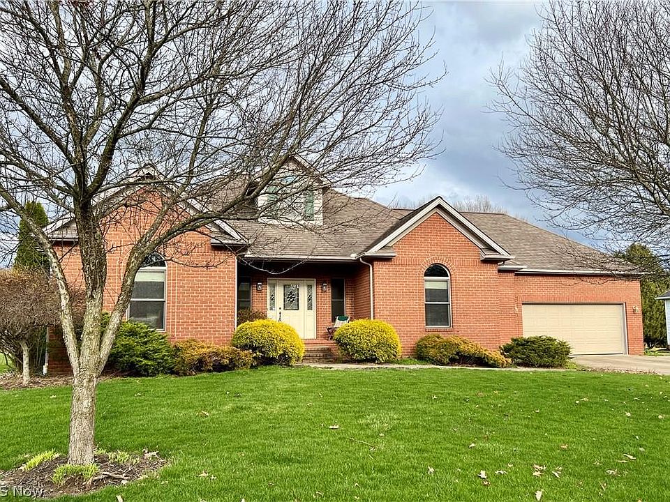1st image of 524 Jerome Dr