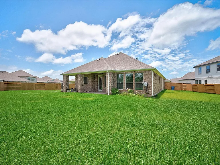 2600 Golden Palms Ln — Photo 36