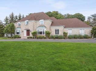 41 Wildwood Dr, Short Hills, NJ 07078