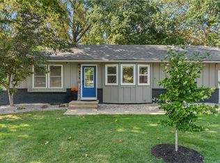 9978 Fairlane Rd, Lenexa, KS 66215