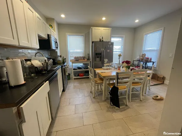 161 Edgewood Ave, New Haven, CT 06511