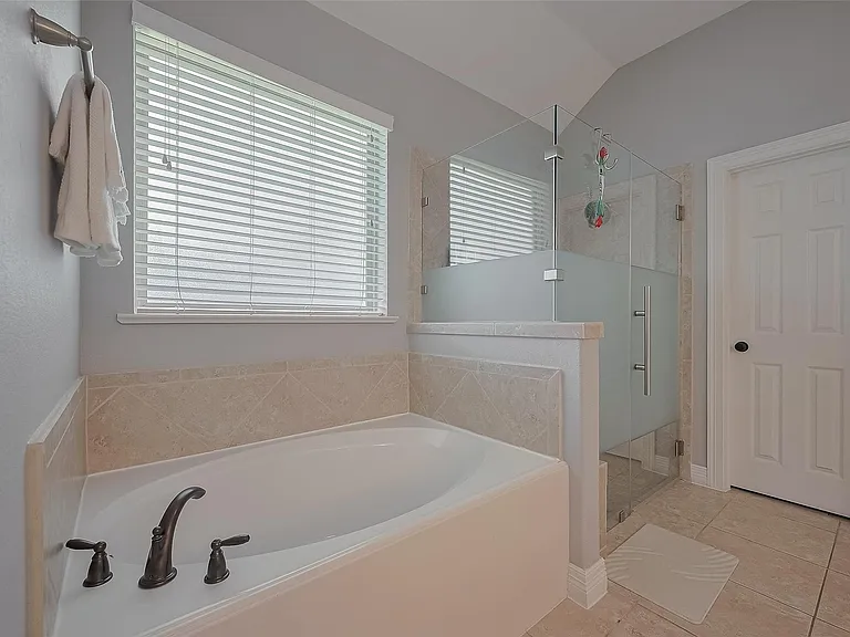 4227 Lodge Ranch Ct — Photo 30