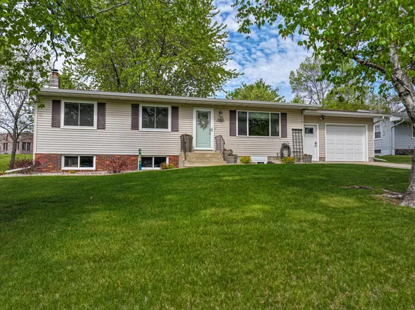 1003 High St, Alexandria, MN 56308