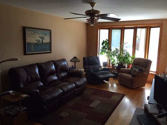 5th image of 3419 N Natoma Ave