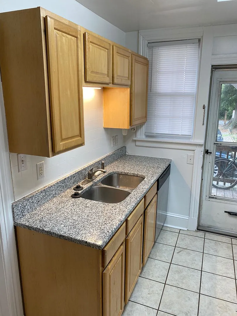208 N Nansemond St — Photo 3