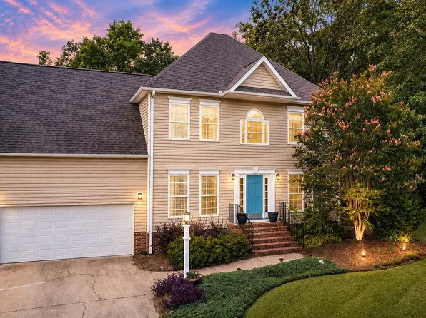 211 Sunrise Dr, Greer, SC 29651