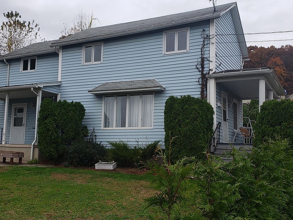 1st image of 450 Owen St