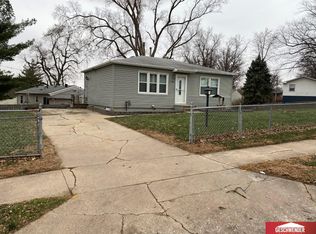 7545 Joseph Ave, La Vista, NE 68128