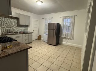 585 Brewster St #2, Bridgeport, CT 06605