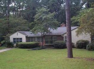 825 E Rollingwood Rd, Aiken, SC 29801