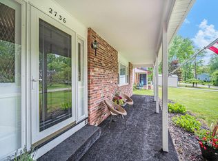 2736 Forest Lake Dr, Jackson, MI 49203