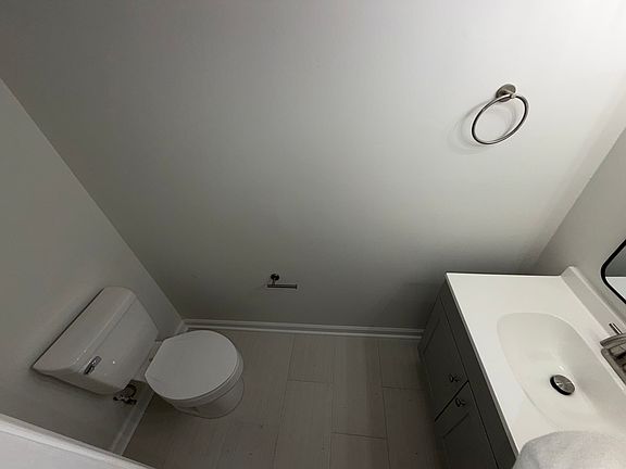 4th image of 5409 Nottinghill Dr