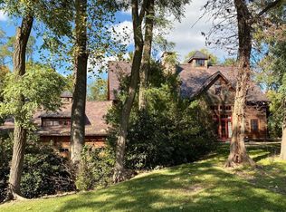 407 Verbank Rd, Millbrook, NY 12545