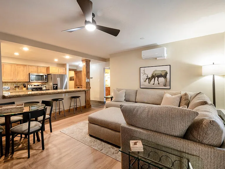1325 Lowell Ave #5002 — Photo 2