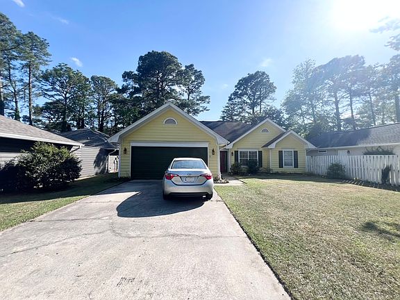 2nd image of 11 Court 8 Northwest Dr