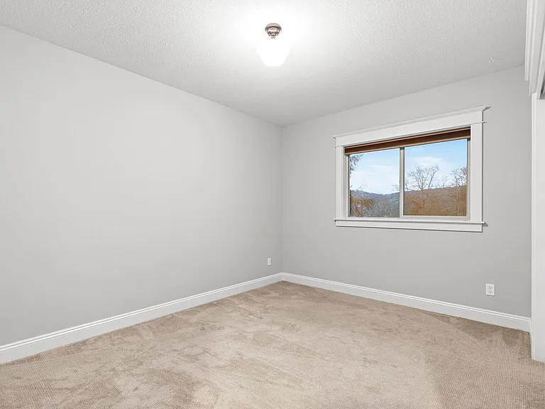 7676 N Decatur St #A — Photo 17