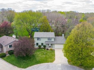 3400 Chalet View Ln NW, Rochester, MN 55901
