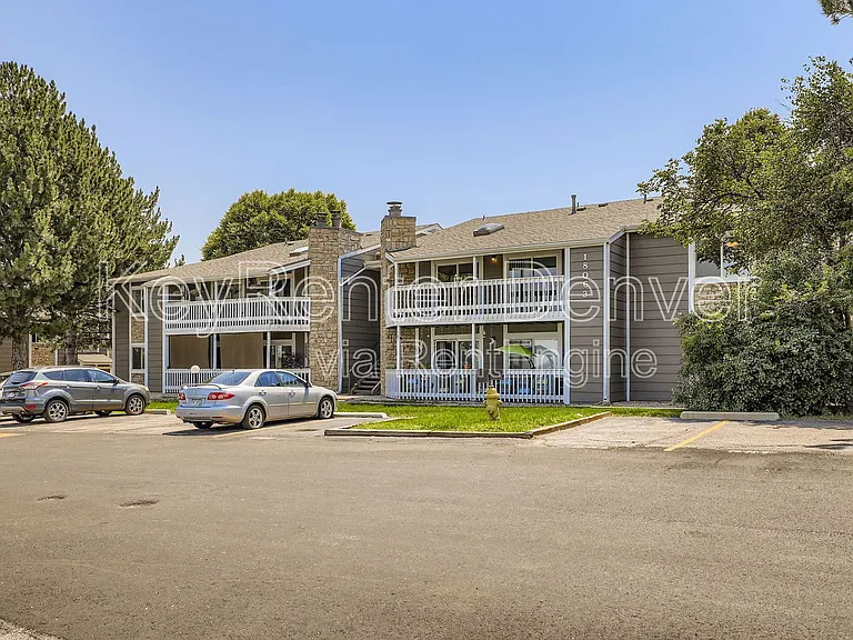 18063 E Ohio Ave #201 — Photo 23