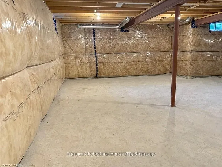 11 Beachwalk Cres — Photo 27